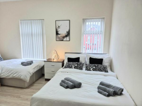 Rooms in Manchester 6 minutes Drive to Victoria Station